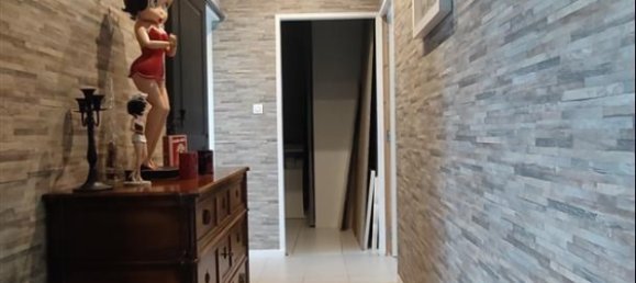 Casa T4 em Saint-Quentin-sur-Coole, France N.º 46945 5