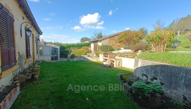 Casa T3 em Saint-Denis-de-Cabanne, France N.º 275766