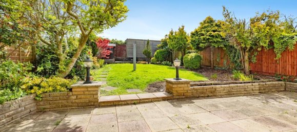 3 bedrooms Commercial property in Borehamwood, United Kingdom No. 6212 17