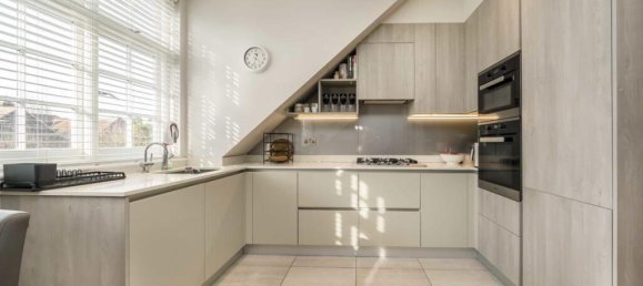 2 bedrooms Apartment in Ealing, United Kingdom No. 5766 3