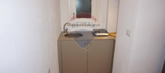 4 rooms House in Ragusa, Italy No. 7048 51