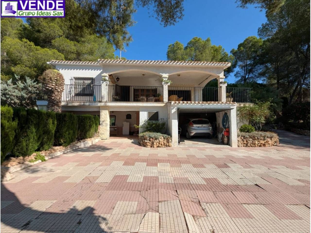 Дом с 4 спальнями в Сакс, Испания № 186758