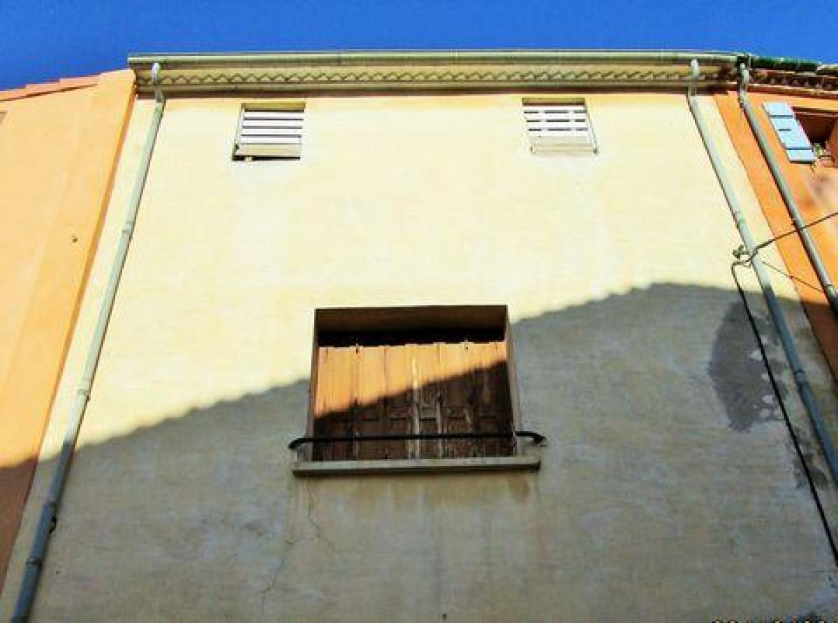 2 bedrooms House in Elne, France No. 24676