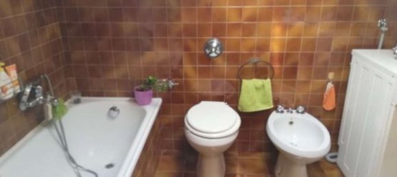 4-salle Appartement à Bassano del Grappa, Italy No. 208301 8