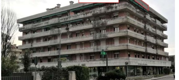 4-salle Appartement à Bassano del Grappa, Italy No. 208301 4