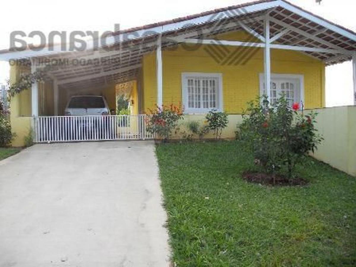 Casa de 3 dormitorios en Sao Paulo, Brazil No. 434723