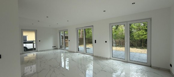 Вилла с 4 спальнями в Тельтов-Флеминг, Германия № 370824 12