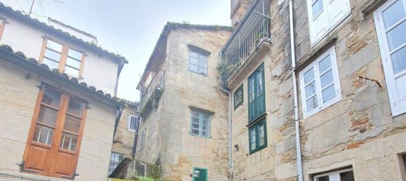 334m² Building in A Coruna, Spain No. 48447 8