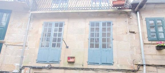 334m² Building in A Coruna, Spain No. 48447 5