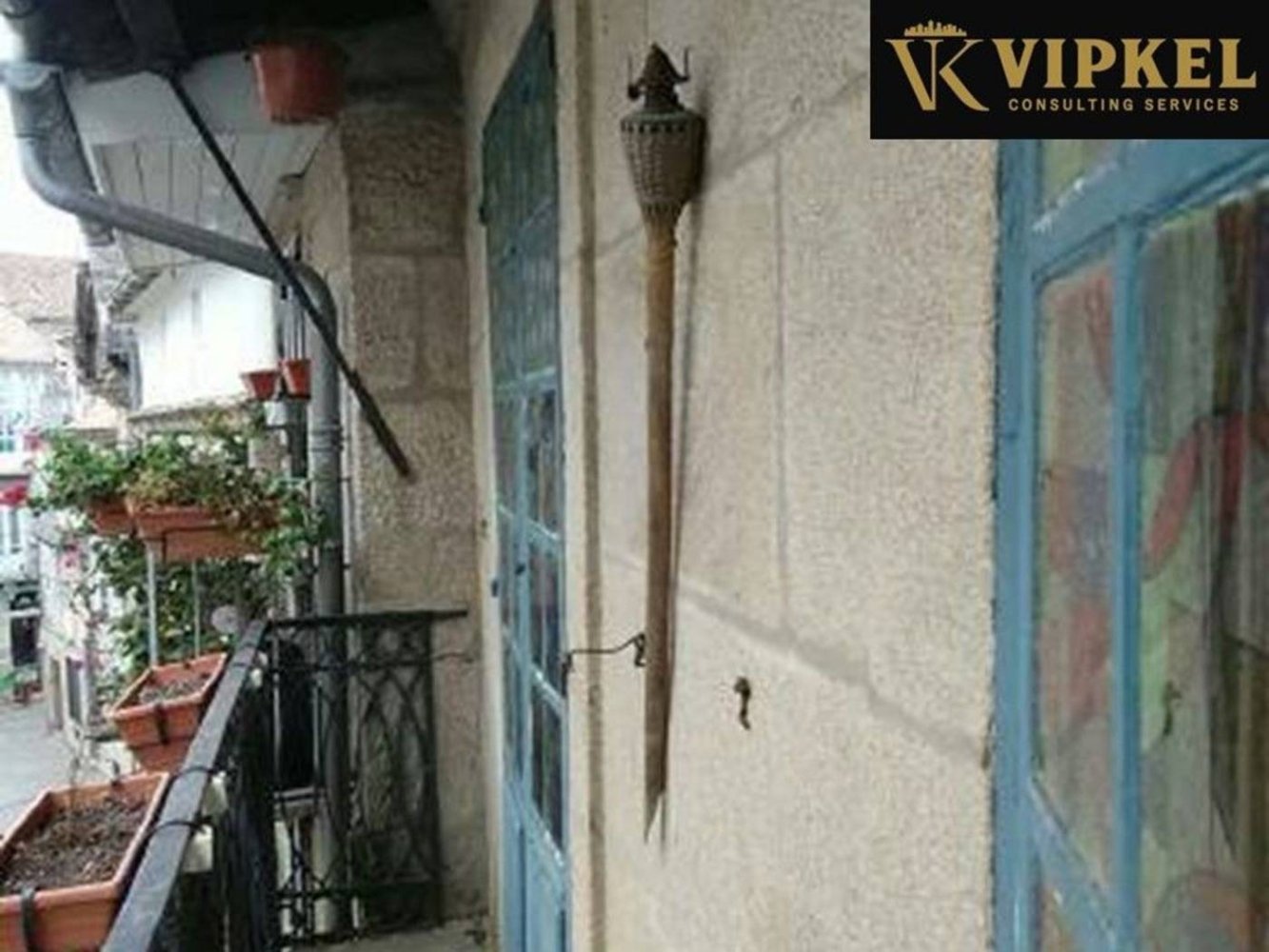 334m² Building in A Coruna, Spain No. 48447