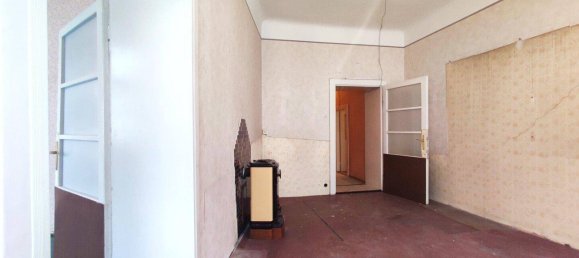 2 rooms Apartment in Vienna, Austria No. 32780 2