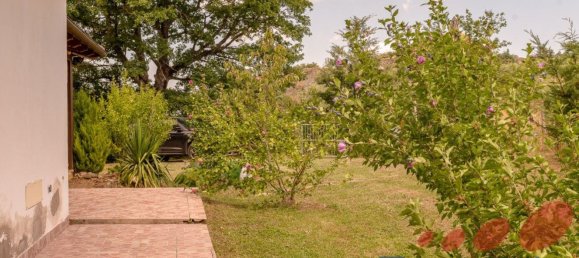 4-Zimmer Wohnung in Lizzano in Belvedere, Italy, Nr. 262101 15