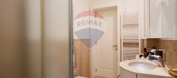 Apartamento de 5 dormitorios en Bari, Italy No. 337738 11