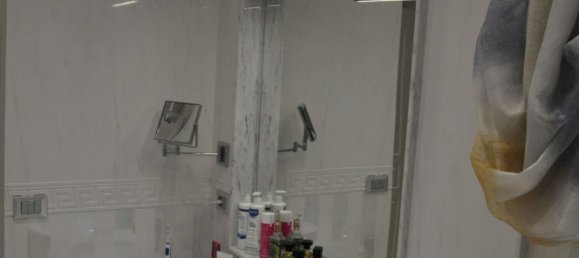 6 bedrooms Apartment in Rome, Italy No. 321195 3