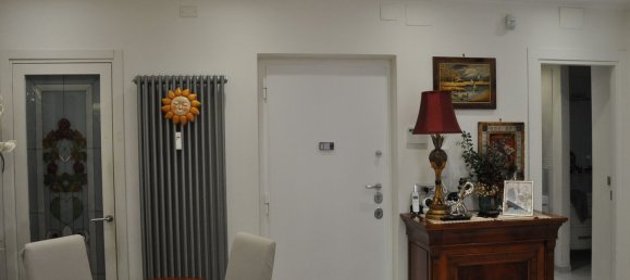 6 bedrooms Apartment in Rome, Italy No. 321195 19