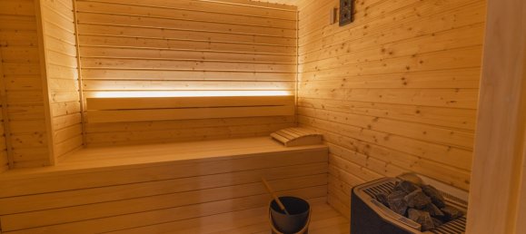 4 Schlafzimmer Gewerbliche Immobilie in Les Belleville, France, Nr. 397 11