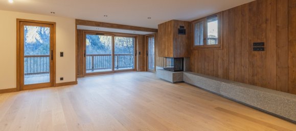 4 Schlafzimmer Gewerbliche Immobilie in Les Belleville, France, Nr. 397 5