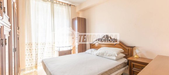 2 bedrooms Apartment in Rome, Italy No. 321380 4
