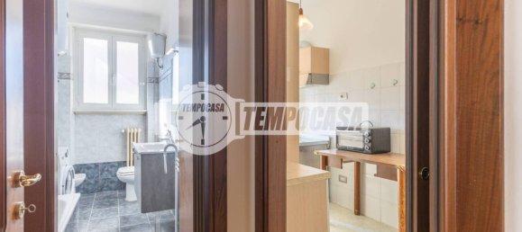 2 bedrooms Apartment in Rome, Italy No. 321380 19