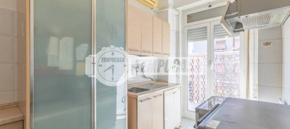 2 bedrooms Apartment in Rome, Italy No. 321380 10