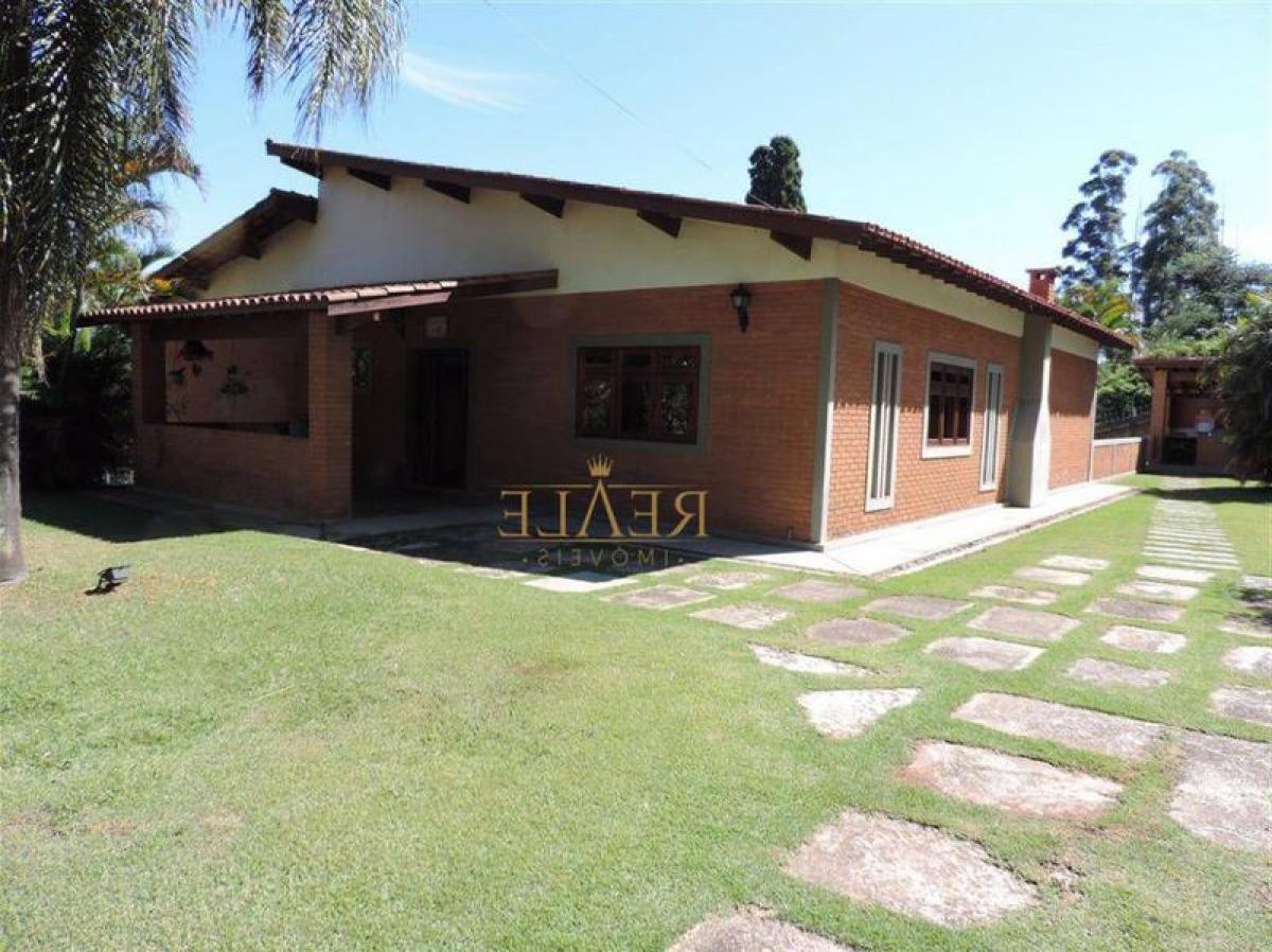 Casa de 3 dormitorios en Sao Paulo, Brazil No. 540876