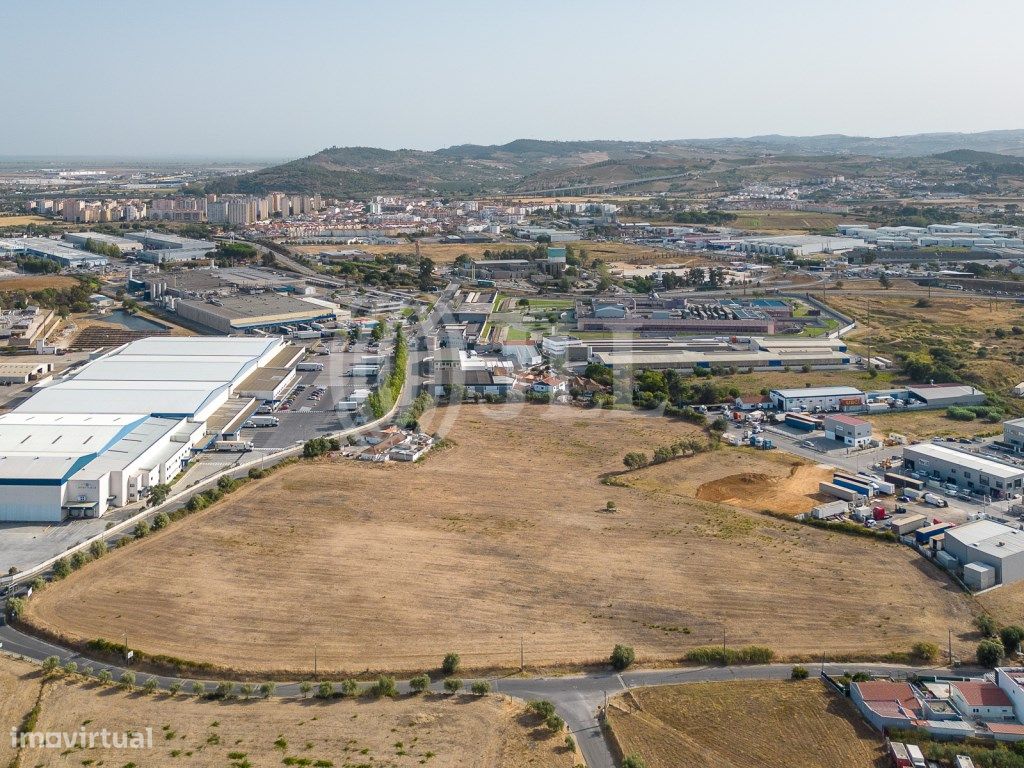 Terrain à Alenquer, Portugal 44840m² No. 58407