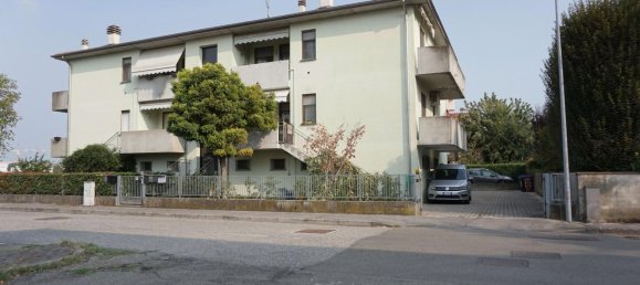 2 rooms Apartment in Torrile, Italy No. 233025 41