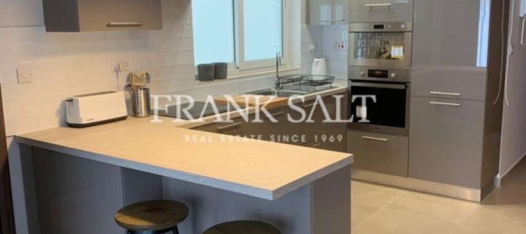 Квартира с 2 спальнями в Гзира, Мальта № 9455 2