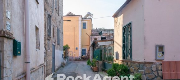 Villa de 6 habitaciónes en Sant'Antonio Abate, Italy No. 14526 35