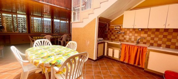 4 bedrooms Villa in Altavilla Milicia, Italy No. 311967 8