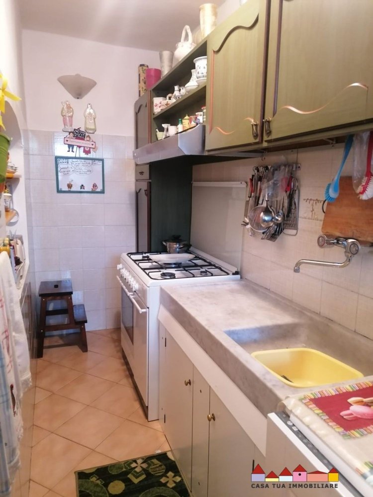 Casa de 4 habitaciónes en Carrara, Italy No. 48109