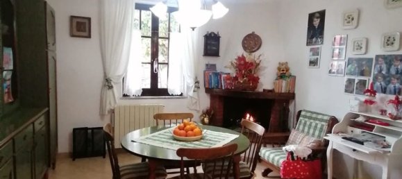 Casa de 4 habitaciónes en Carrara, Italy No. 48109 7