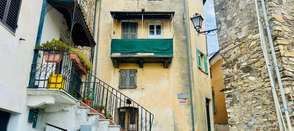 Casa de 7 habitaciónes en Pontedassio, Italy No. 298019 3