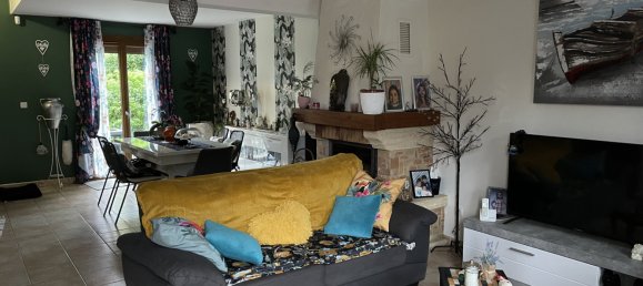 Casa de 4 dormitorios en Guerard, France No. 176507 3