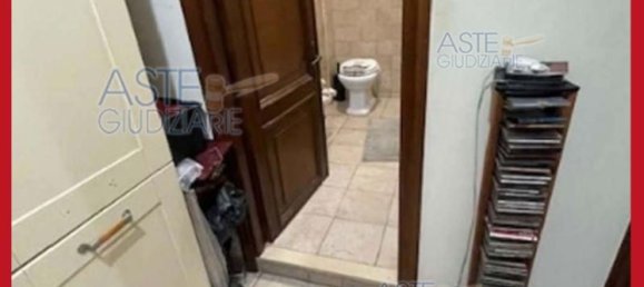 5 bedrooms Apartment in Rome, Italy No. 330879 11