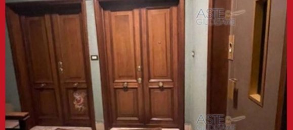 5 bedrooms Apartment in Rome, Italy No. 330879 20