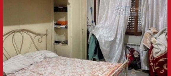 5 bedrooms Apartment in Rome, Italy No. 330879 3