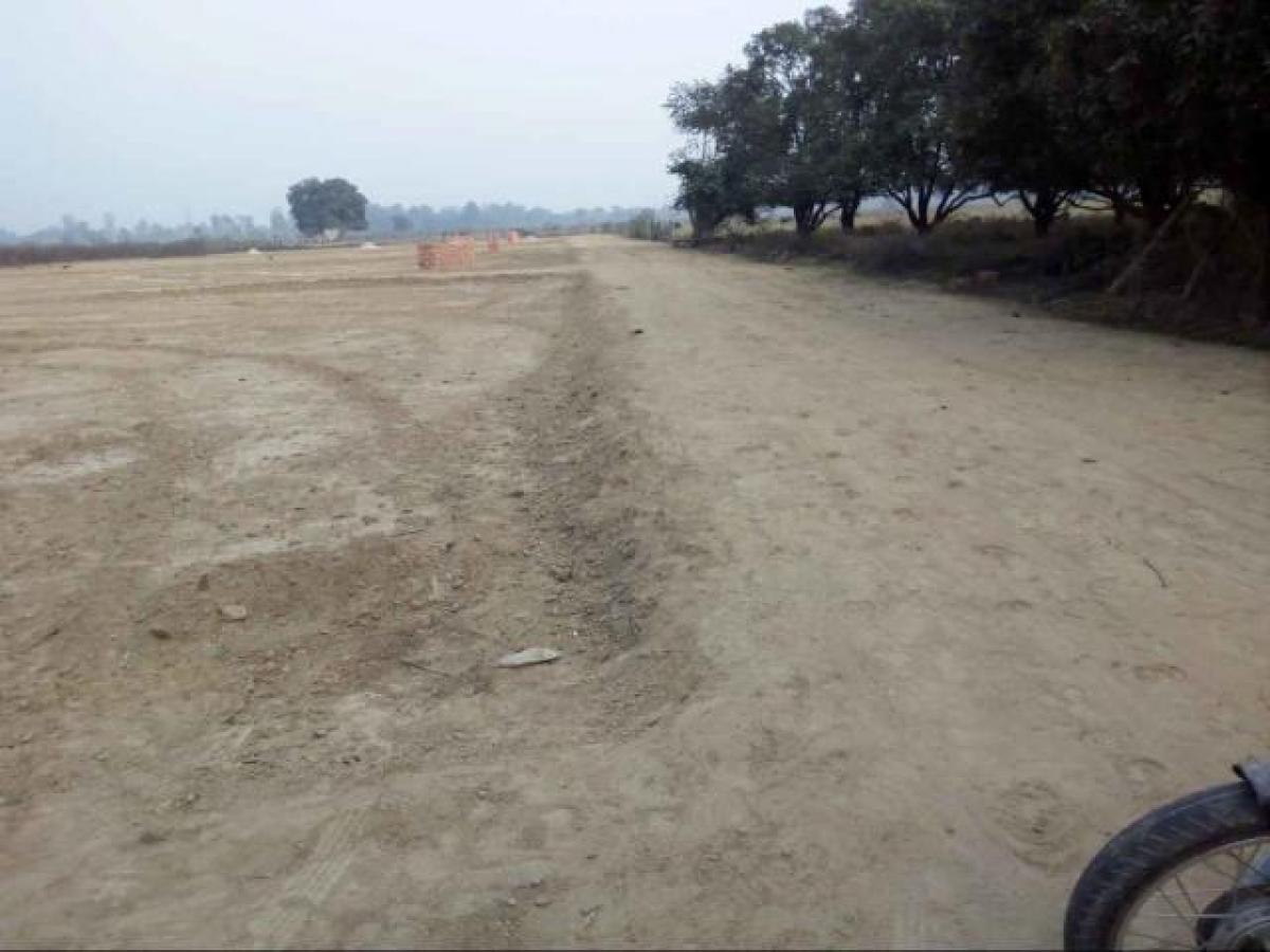 Terreno en Lucknow, India No. 33444