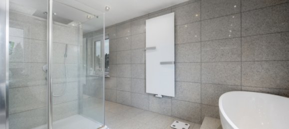 Здание с 18 комнатами в Кельхайм, Германия № 131959 21