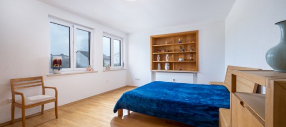 Здание с 18 комнатами в Кельхайм, Германия № 131959 31