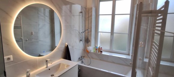 2 bedrooms House in Sens, France No. 271302 9