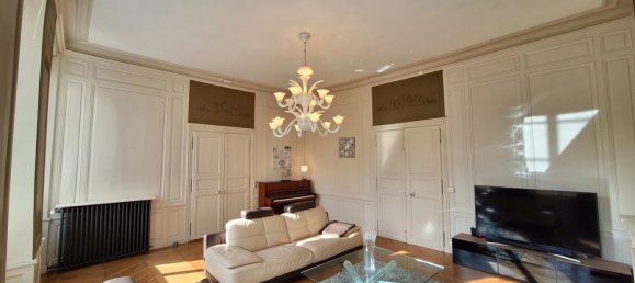 2 bedrooms House in Sens, France No. 271302 4