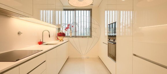 Квартира с 3 спальнями в Вила Нова ди Гая, Португалия № 110954 21