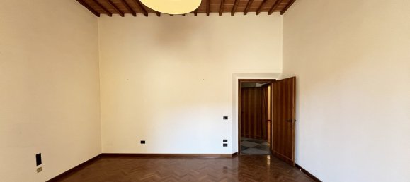 Apartamento de 2 dormitorios en Empoli, Italy No. 332771 11