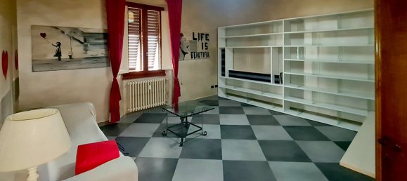 Apartamento de 2 dormitorios en Empoli, Italy No. 332771 2