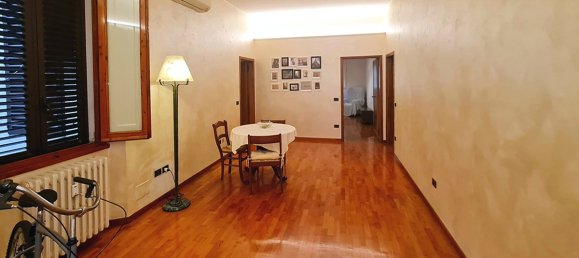 Apartamento de 2 dormitorios en Empoli, Italy No. 332771 5