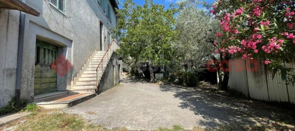 7 rooms Apartment in Anagni, Italy No. 86397 2