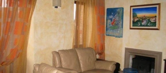 7-salle Maison à Sinalunga, Italy No. 137066 9