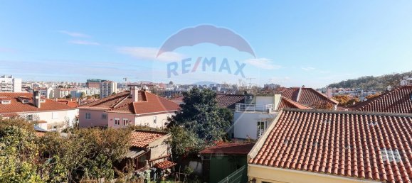 4 bedrooms House in Lisbon, Portugal No. 166173 8