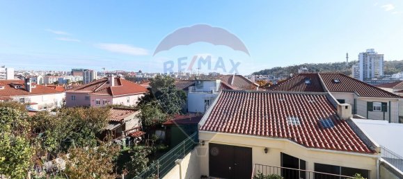 4 bedrooms House in Lisbon, Portugal No. 166173 7